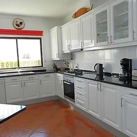Villa Sleeps 6 With Pool And Air Con Benfarras
